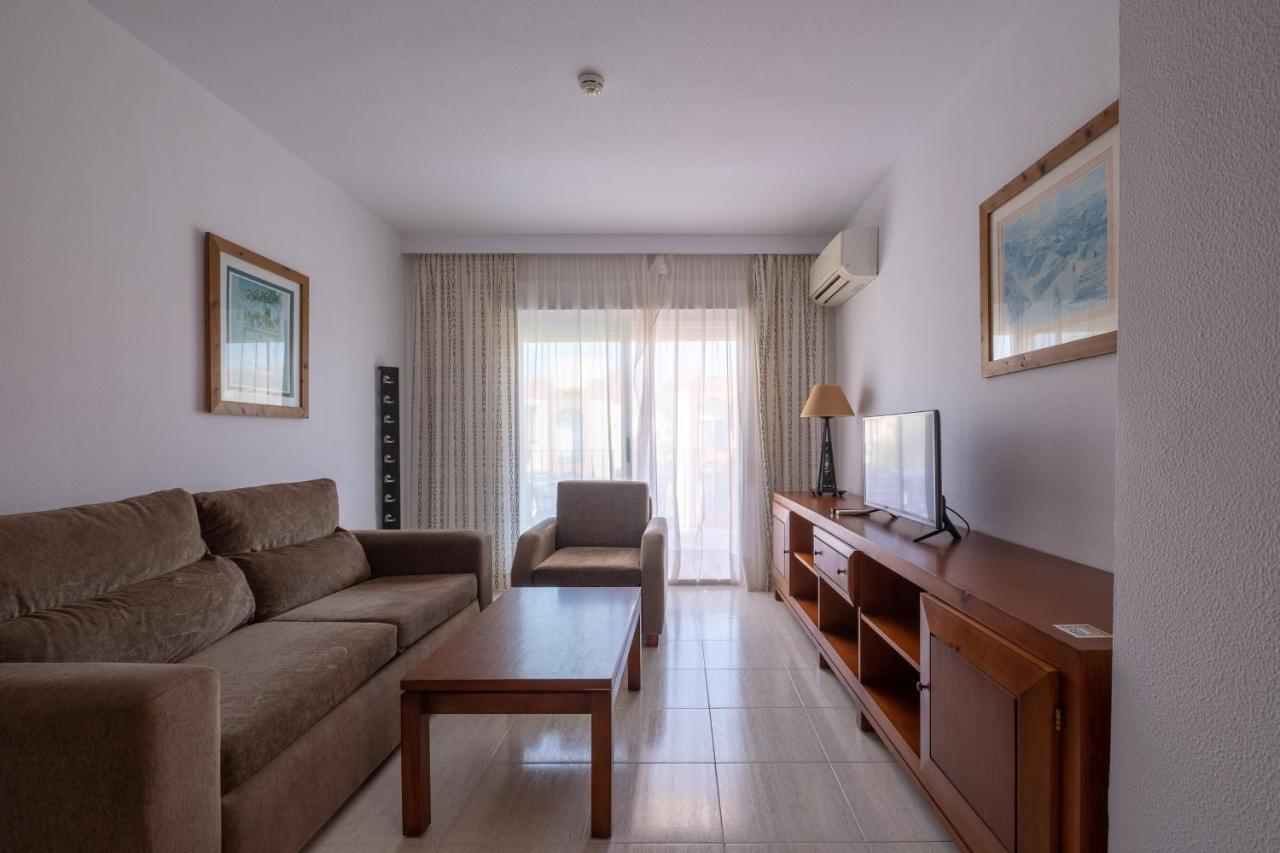 Aparthotel Las Dunas 치클라나 데 라 프론테라 외부 사진