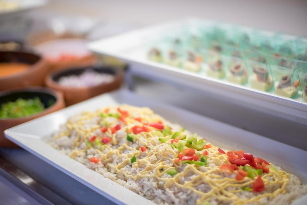 Aparthotel Las Dunas 치클라나 데 라 프론테라 외부 사진