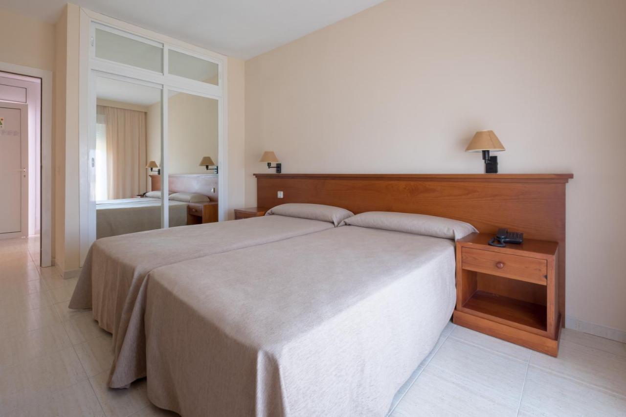 Aparthotel Las Dunas 치클라나 데 라 프론테라 외부 사진