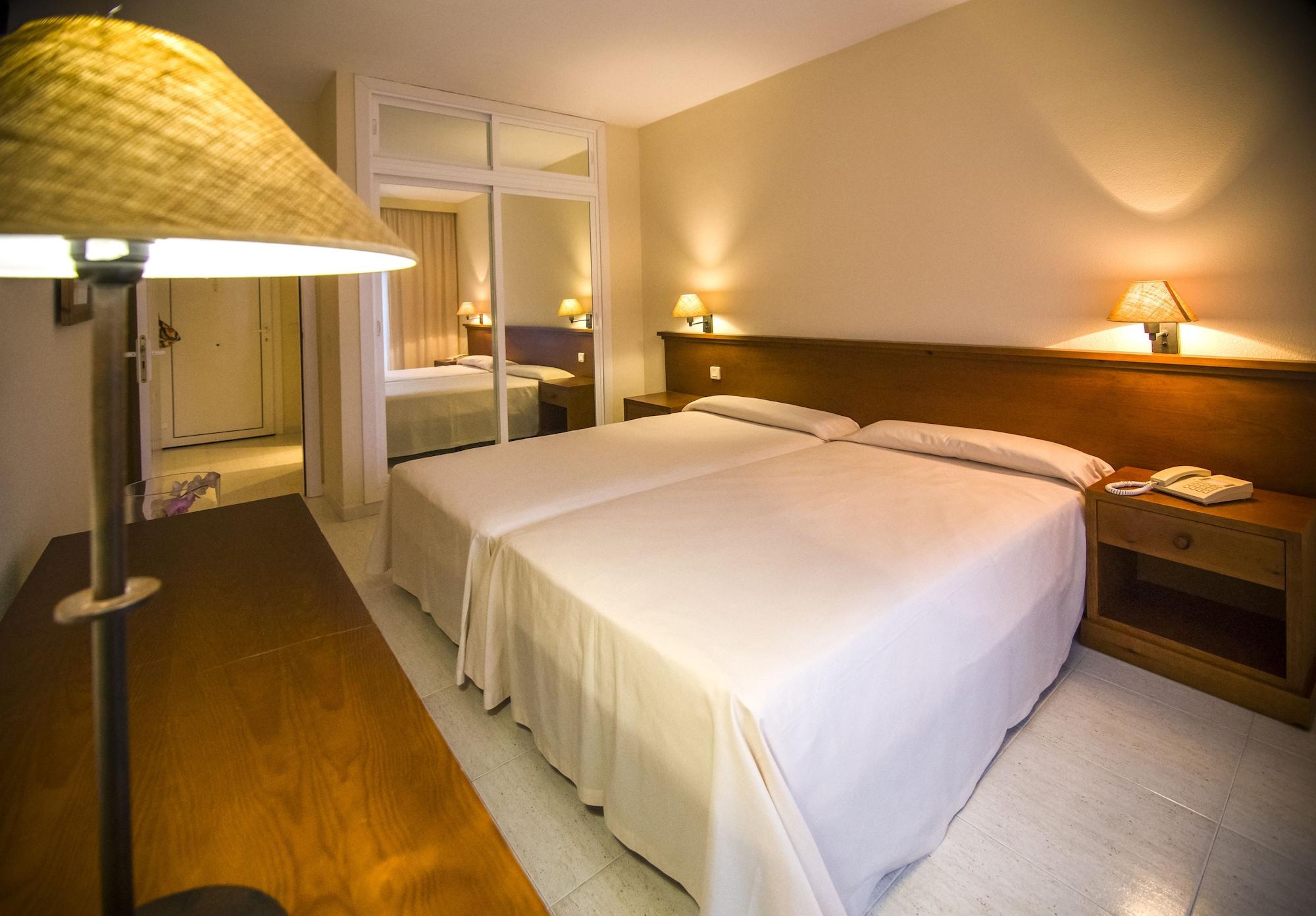 Aparthotel Las Dunas 치클라나 데 라 프론테라 외부 사진